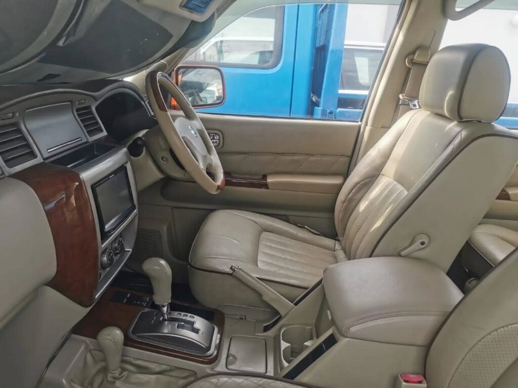 Price Nissan Patrol 2007 for Sale in Dar es Salaam