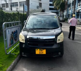 Bei Ya Toyota Noah 2009 Sokoni Dar es Salaam Tanzania