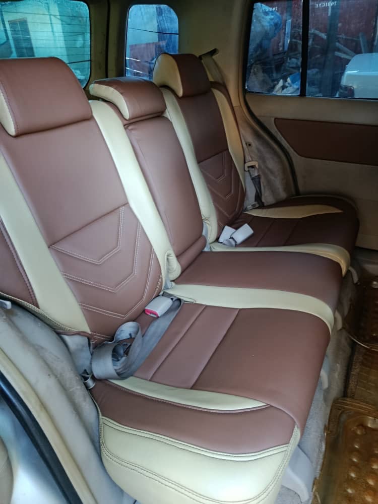 Magari Sokoni Toyota Raum ya Bei Poa 2004