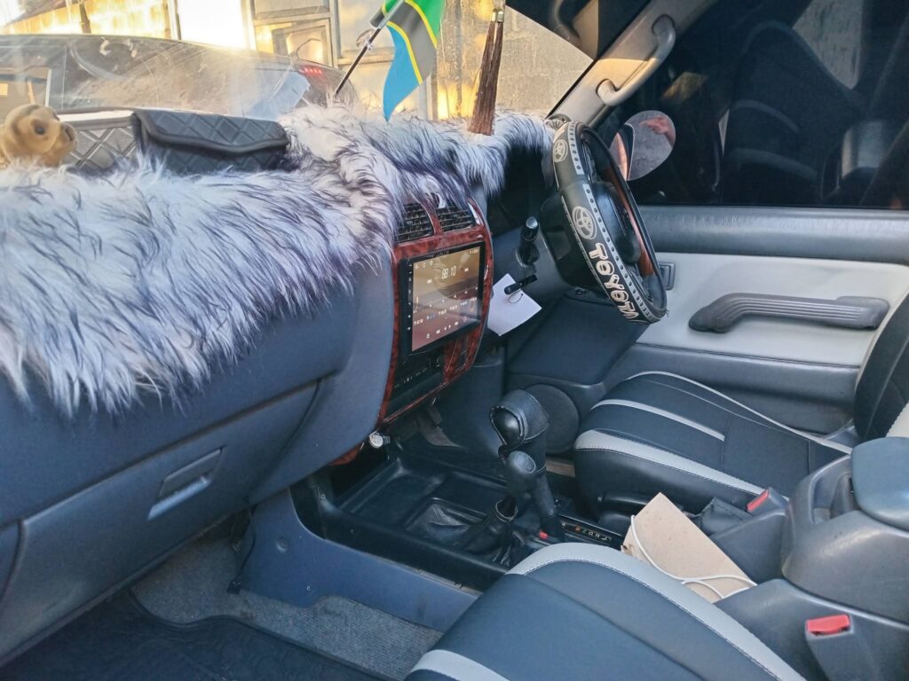 Magari Used Toyota Land Cruiser Prado 2000 Dar es Salaam Tanzania
