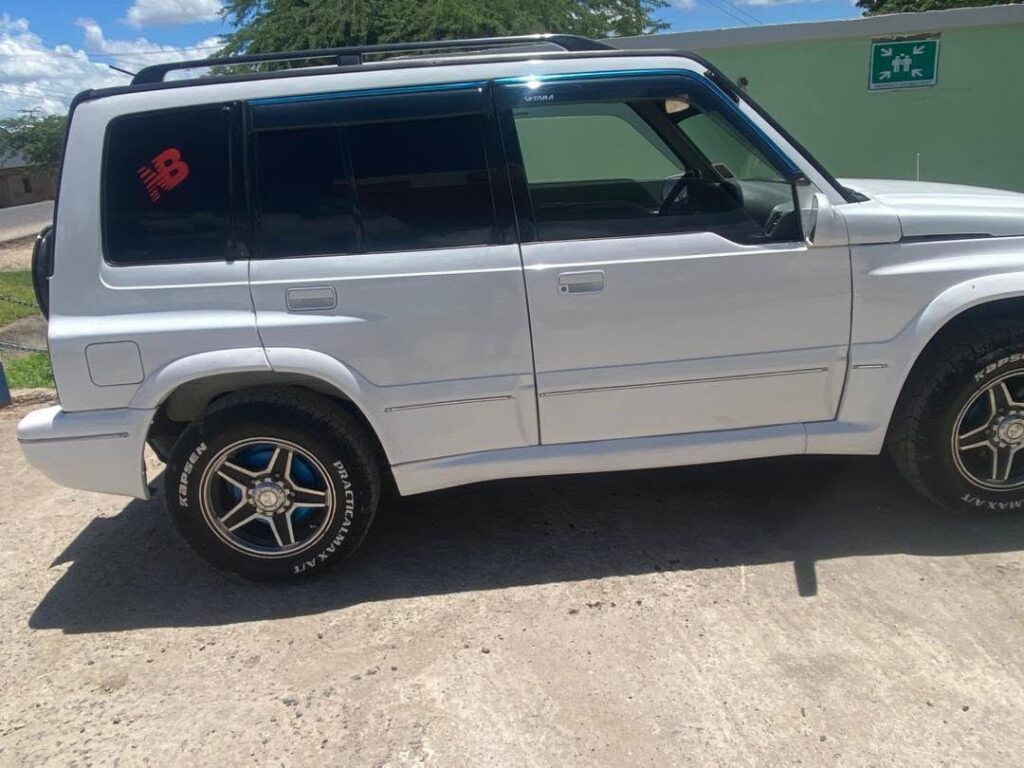 Price Of Suzuki Escudo 1997 for Sale in Tanzania