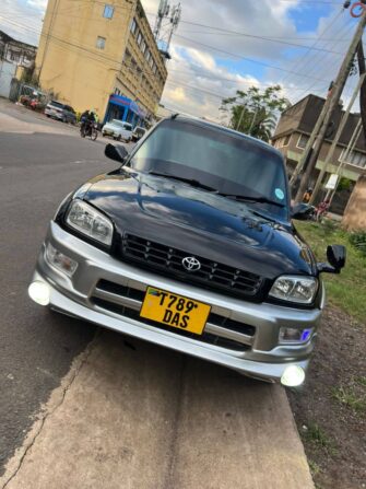 Bei Ya Toyota Rav4 2002 Sokoni Iringa Tanzania