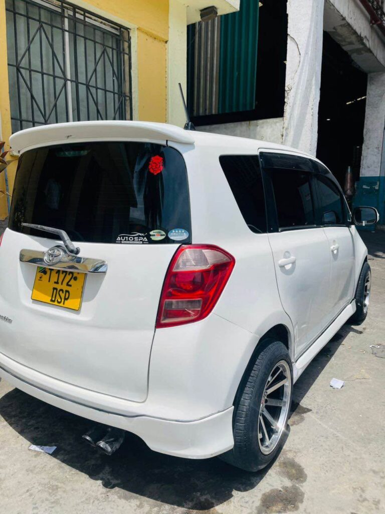Toyota Ractis 2006 for Sale in Dar es Salaam