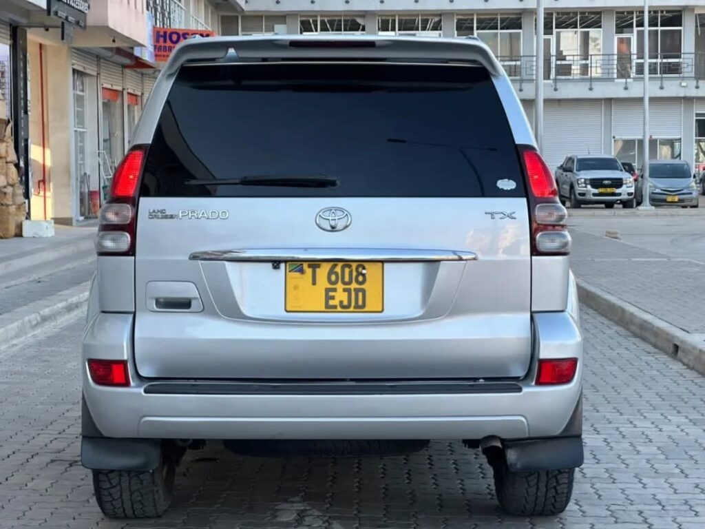 Price Of Toyota Land Cruiser Prado 2007 for Sale in Tanzania