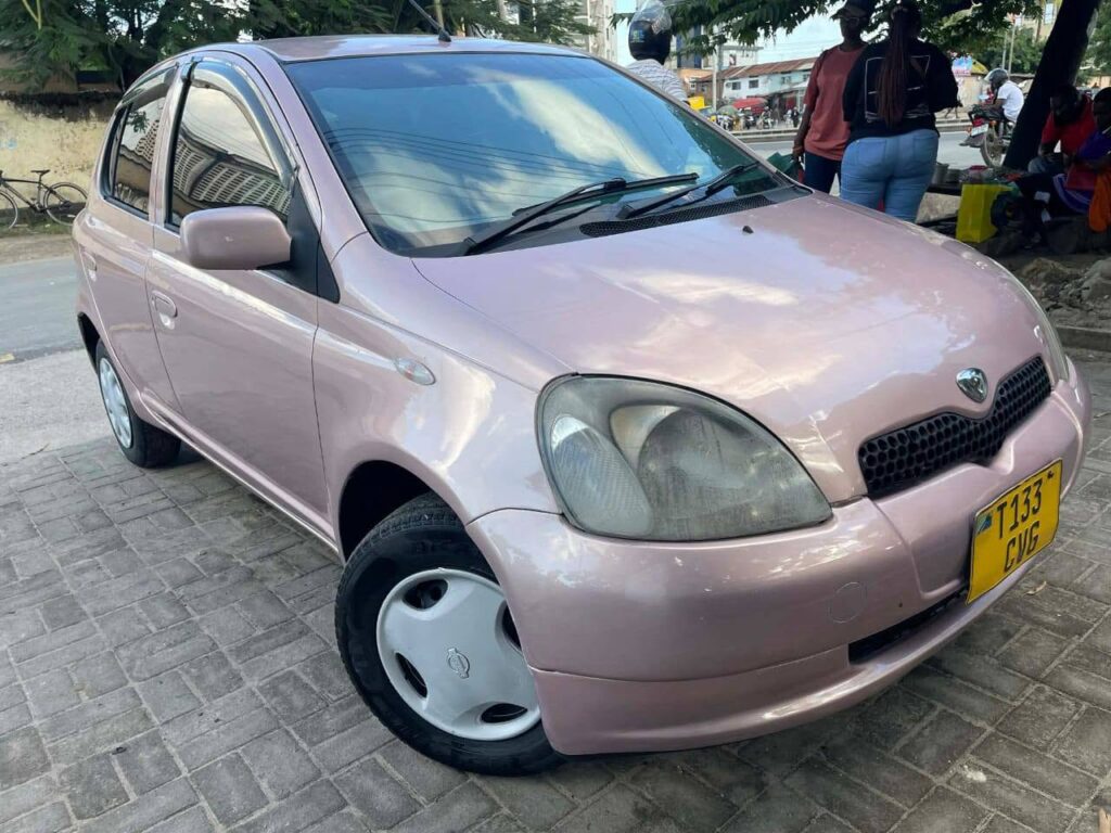 Toyota Vitz 2001 for Sale in Dar es Salaam