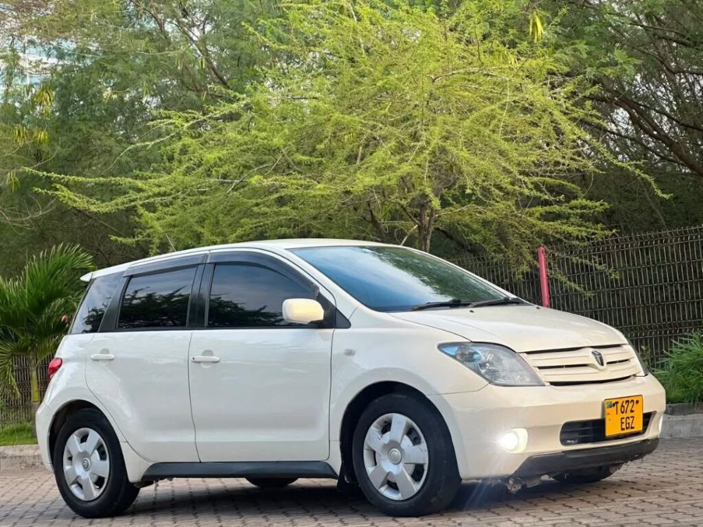 Price Of Toyota IST 2004 for Sale in Tanzania