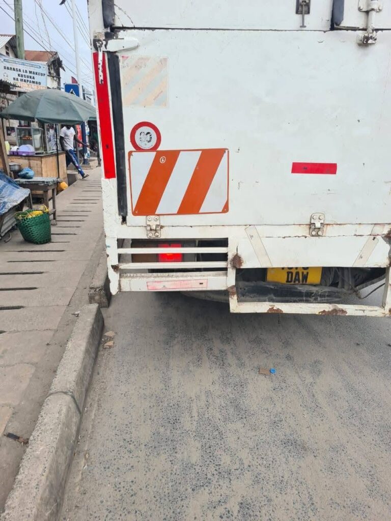Buy Mitsubishi Canter 2003 for Sale in Dar es Salaam