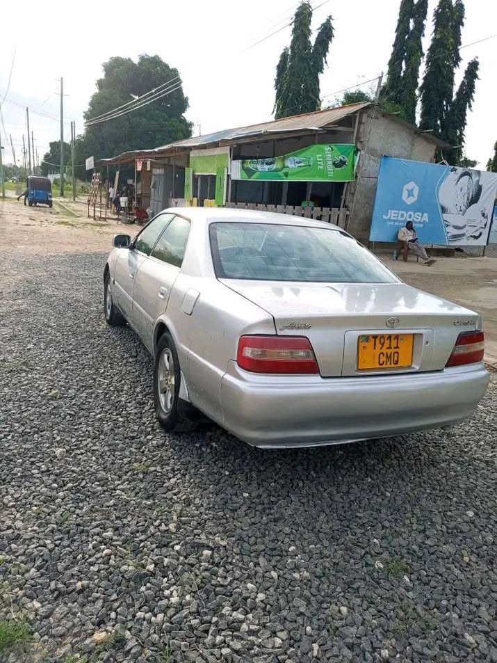 Price Of Toyota Chaser 1998 for Sale in Tanzania