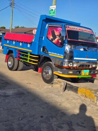 Price of Used Mitsubishi Canter 2005 for Sale in Dar es Salaam Tanzania