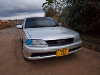 Bei Ya Toyota Carina 1998 Sokoni Njombe Tanzania