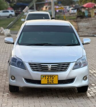 Bei Ya Toyota Premio 2008 Sokoni Dar es Salaam Tanzania