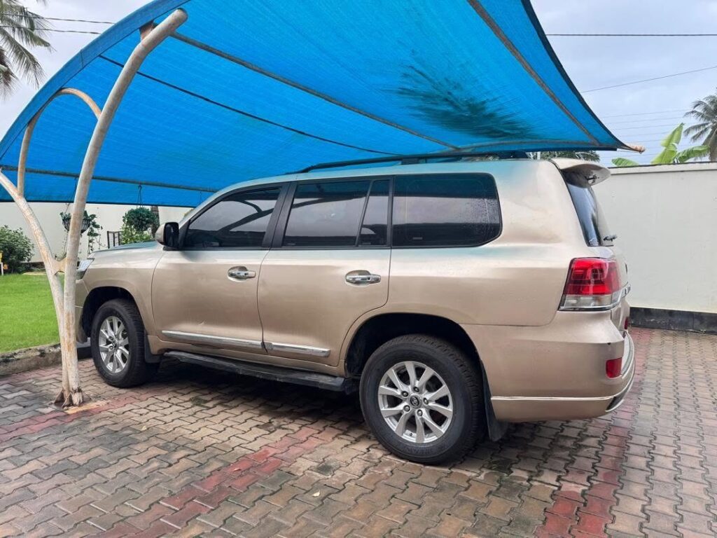 Price Of Toyota Land Cruiser V8 2016 for Sale in Tanzania