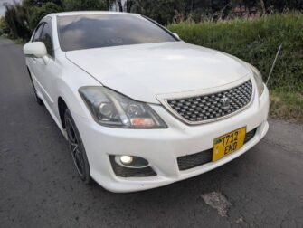 Price of Used Toyota Crown 2010 for Sale in Mbeya Tanzania
