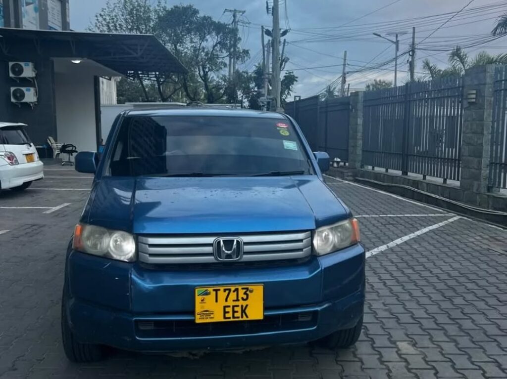 Honda Crossroad bei poa sokoni Dar es Salaam Tanzania