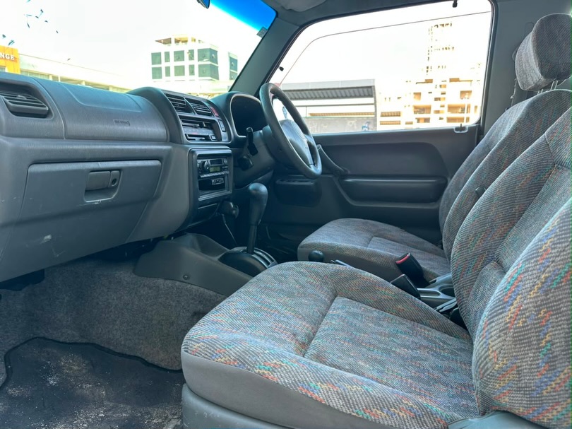 Magari Jimny 1999 lipo Dar es Salaam