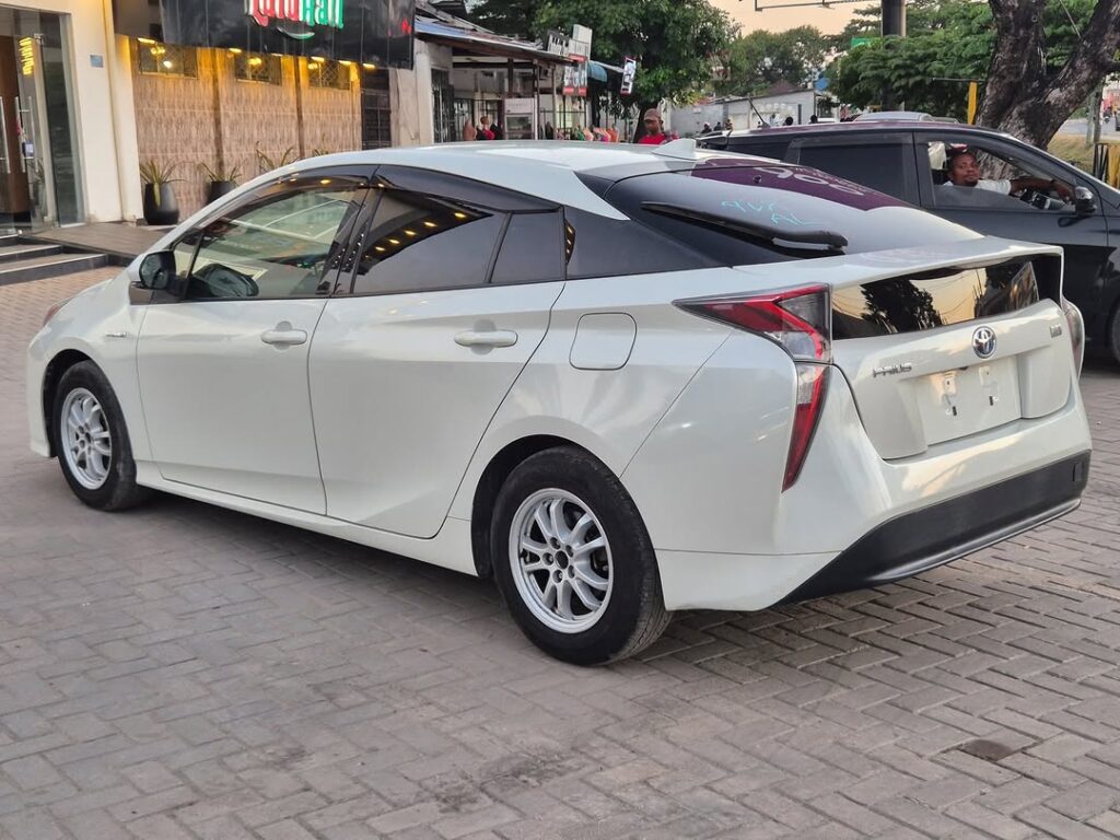 For Sale Toyota 2017 in Dar es Salaam