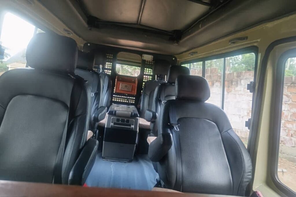 Magari Land Cruiser 70 Series 2000 lipo Arusha