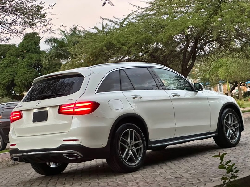 Magari Used Benz GLC 2017 Dar es Salaam Tanzania