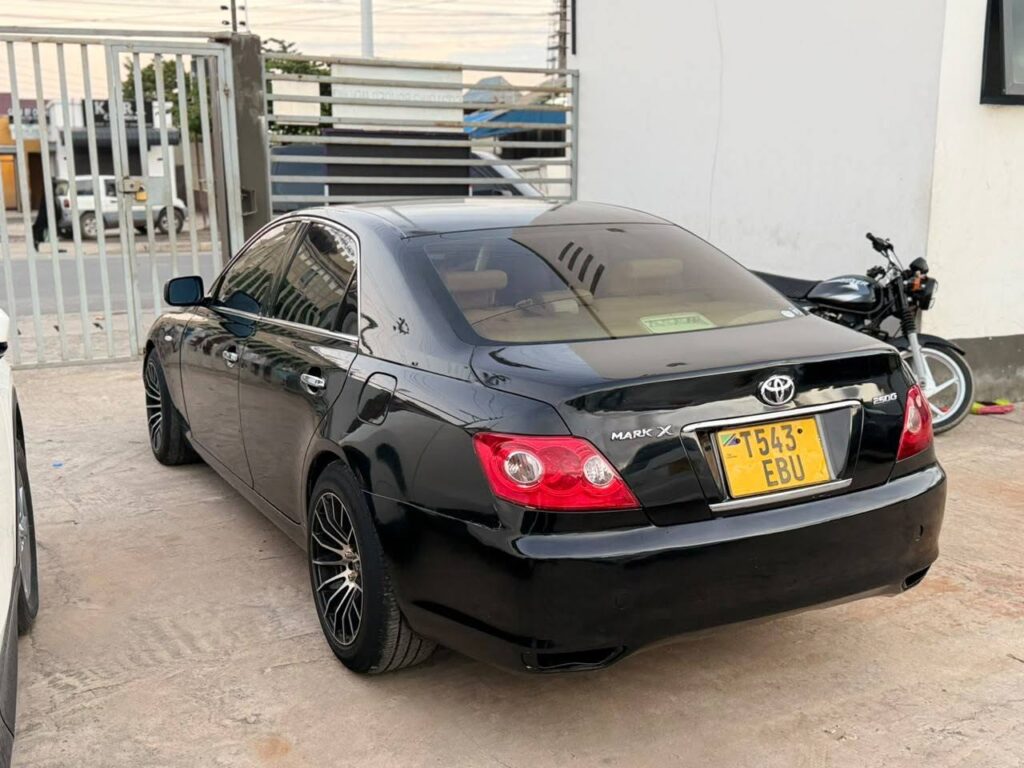 Toyota Mark X 2005 for Sale in Dar es Salaam