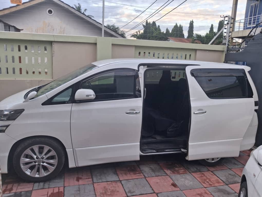 Buy Toyota Vellfire 2010 for Sale in Dar es Salaam