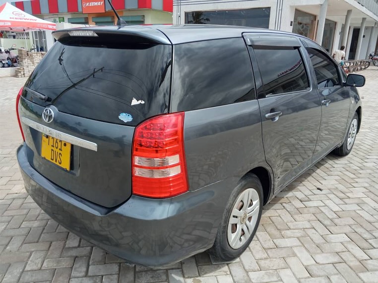 Price Toyota Wish 2007 for Sale in Dar es Salaam