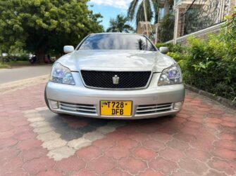 Price of Used Toyota Crown 2006 for Sale in Dar es Salaam Tanzania