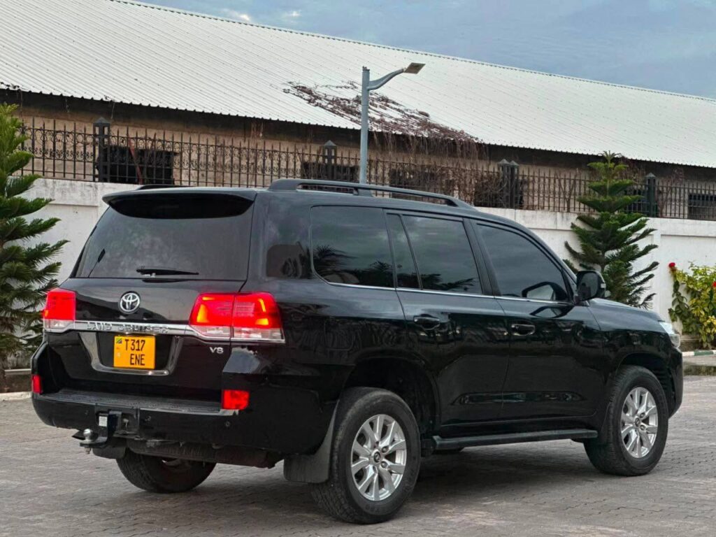 Price Of Toyota Land Cruiser V8 2021 for Sale in Tanzania
