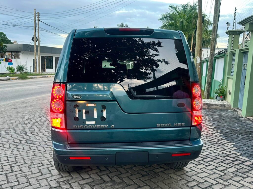 Land Rover Discovery 4 2013 for Sale in Dar es Salaam