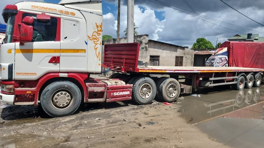 Scania 124 bei poa sokoni Dar es Salaam Tanzania