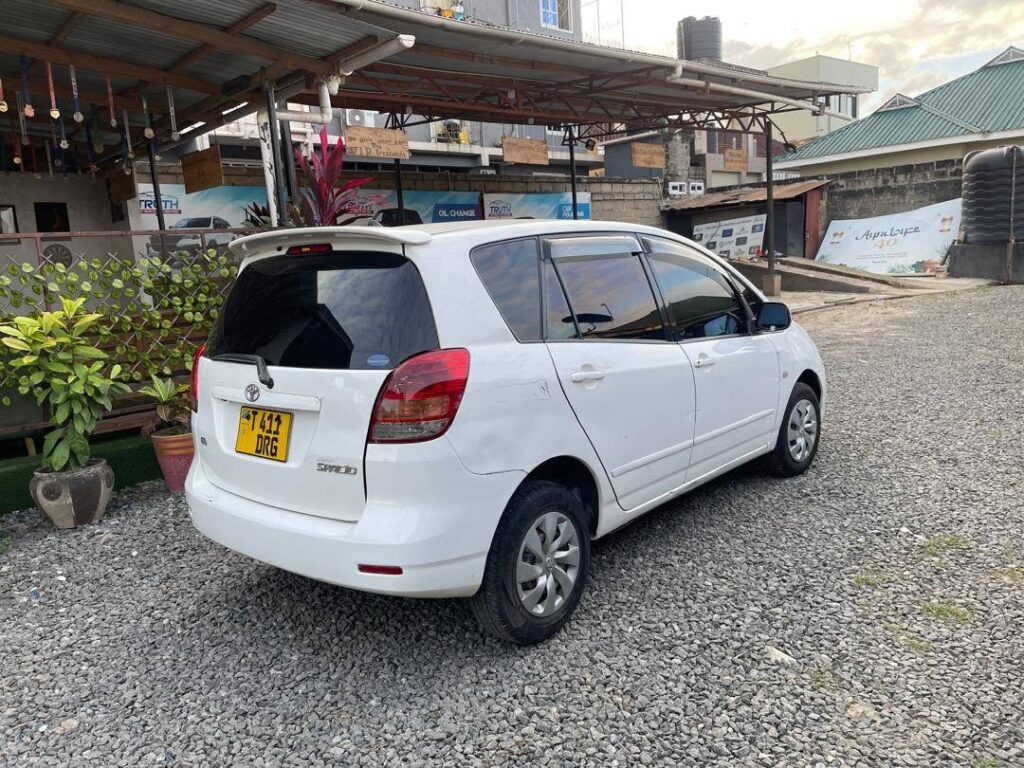 Magari Used Toyota Spacio 2005 Dar es Salaam Tanzania