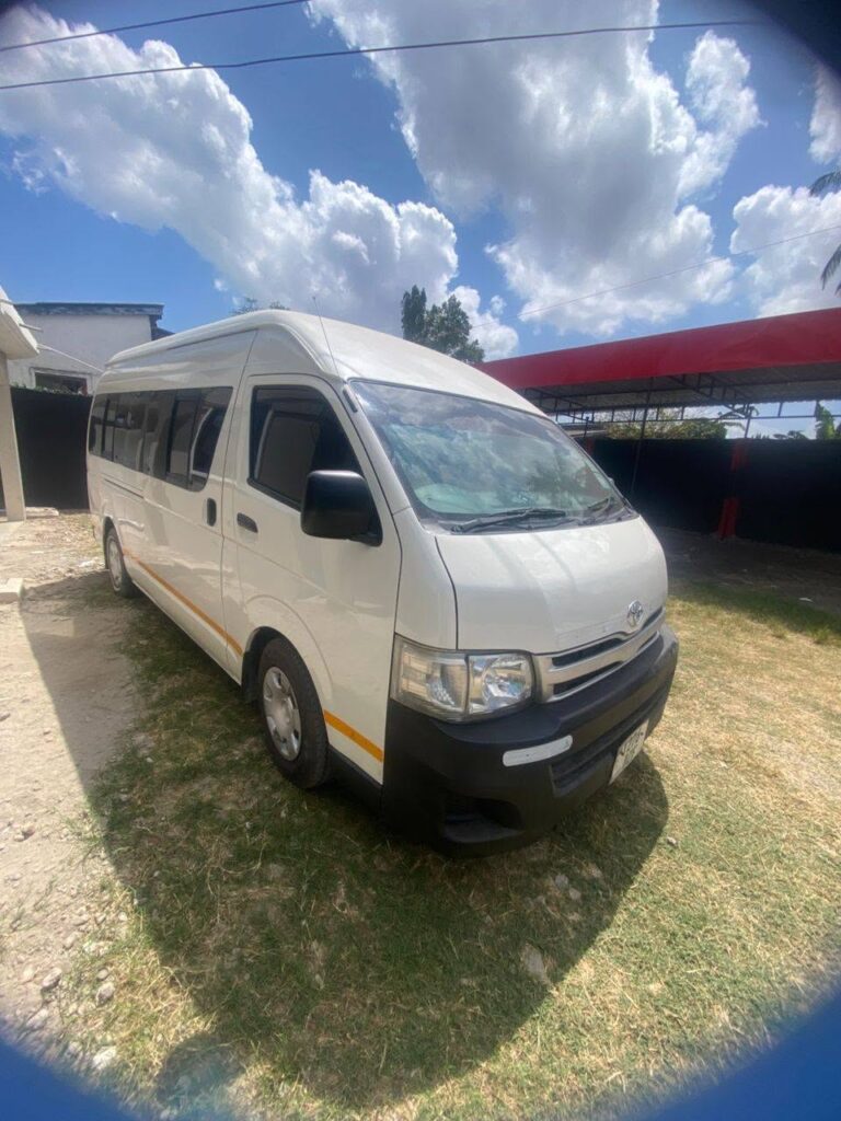 Price Of Toyota Hiace 2016 for Sale in Tanzania