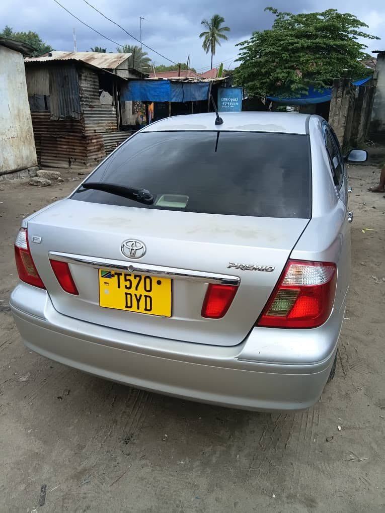 Used Toyota Premio 2004 for Sale in Dar es Salaam