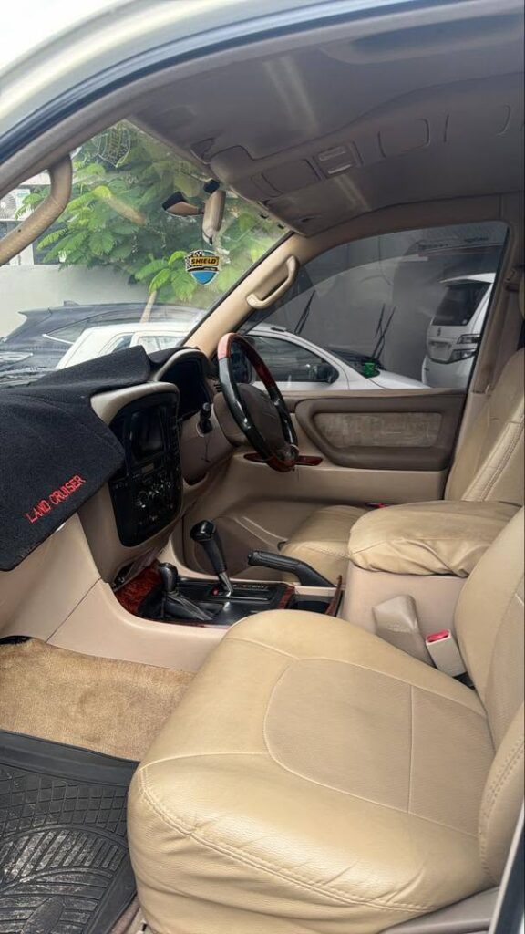 Buy Toyota Land Cruiser V8 2003 for Sale in Dar es Salaam