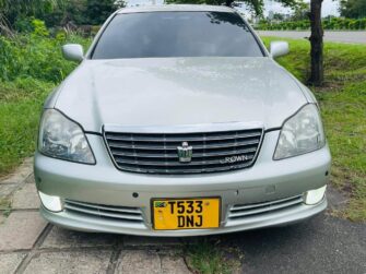 Price of Used Toyota Crown 2005 for Sale in Dar es Salaam Tanzania