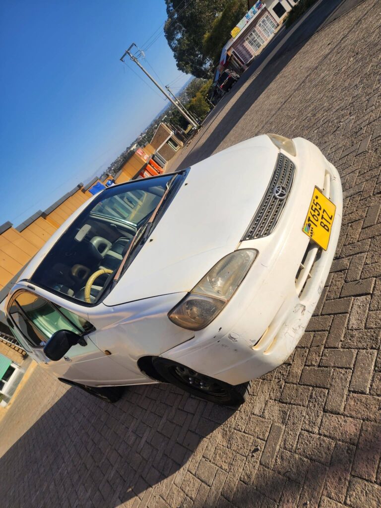 Magari Sokoni Toyota Spacio ya Bei Poa 2000