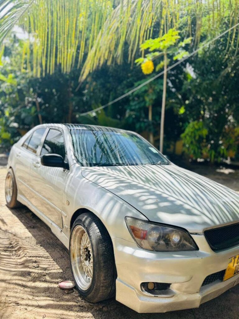 Buy Toyota Altezza 2002 for Sale in Dar es Salaam
