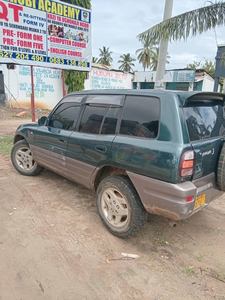 Buy Toyota Rav4 2000 for Sale in Dar es Salaam