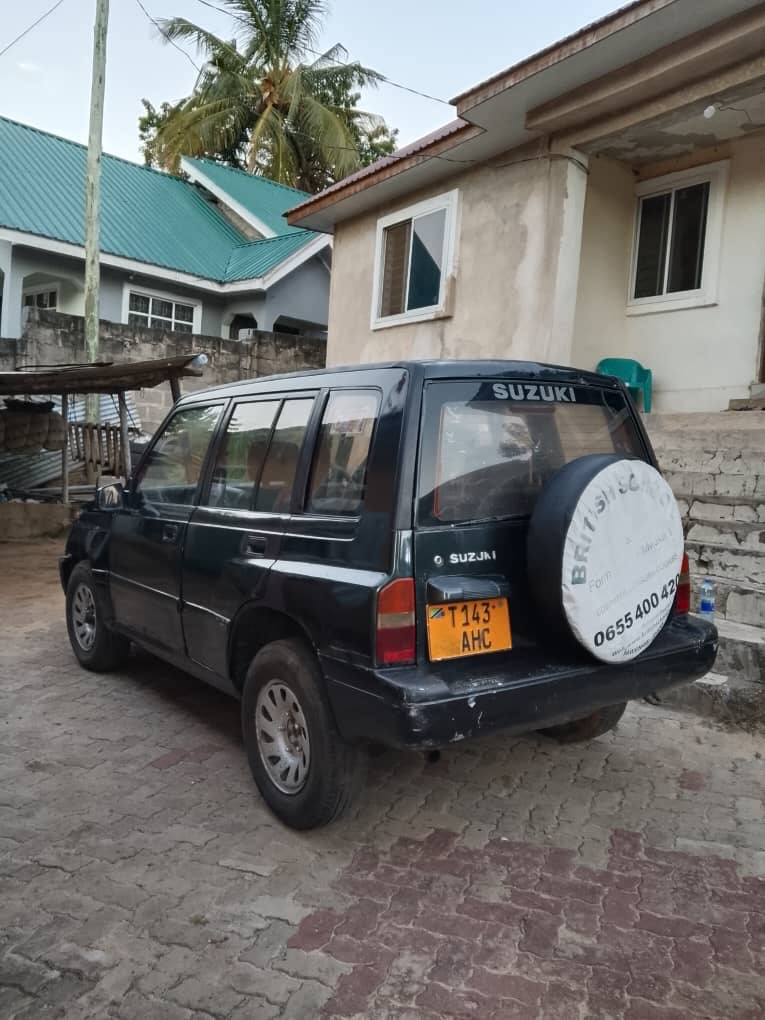 Price Of Suzuki Escudo 1995 for Sale in Tanzania