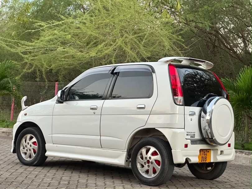For Sale Daihatsu Terios 2003 in Dar es Salaam