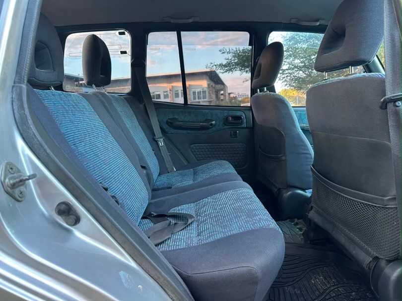 Toyota Rav4 1998 Inauzwa Dar es Salaam Tanzania