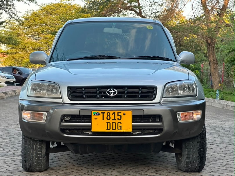 Magari Rav4 1998 lipo Dar es Salaam