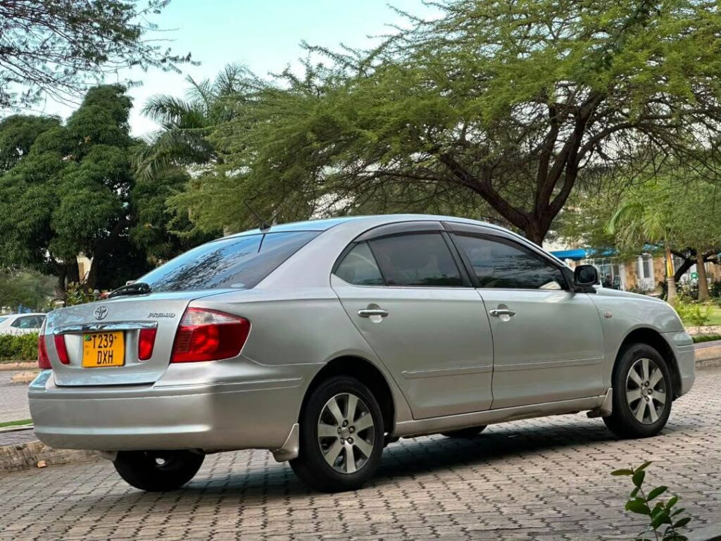 Magari Used Toyota Premio 2004 Dar es Salaam Tanzania