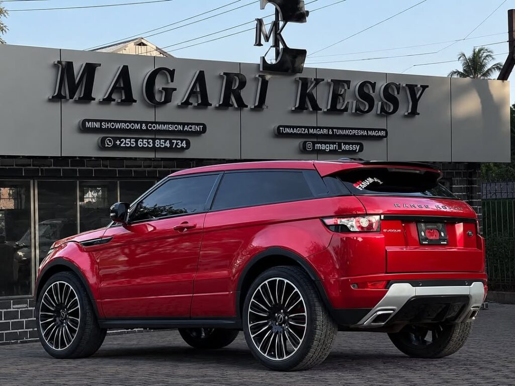 Magari Evoque 2012 lipo Dar es Salaam