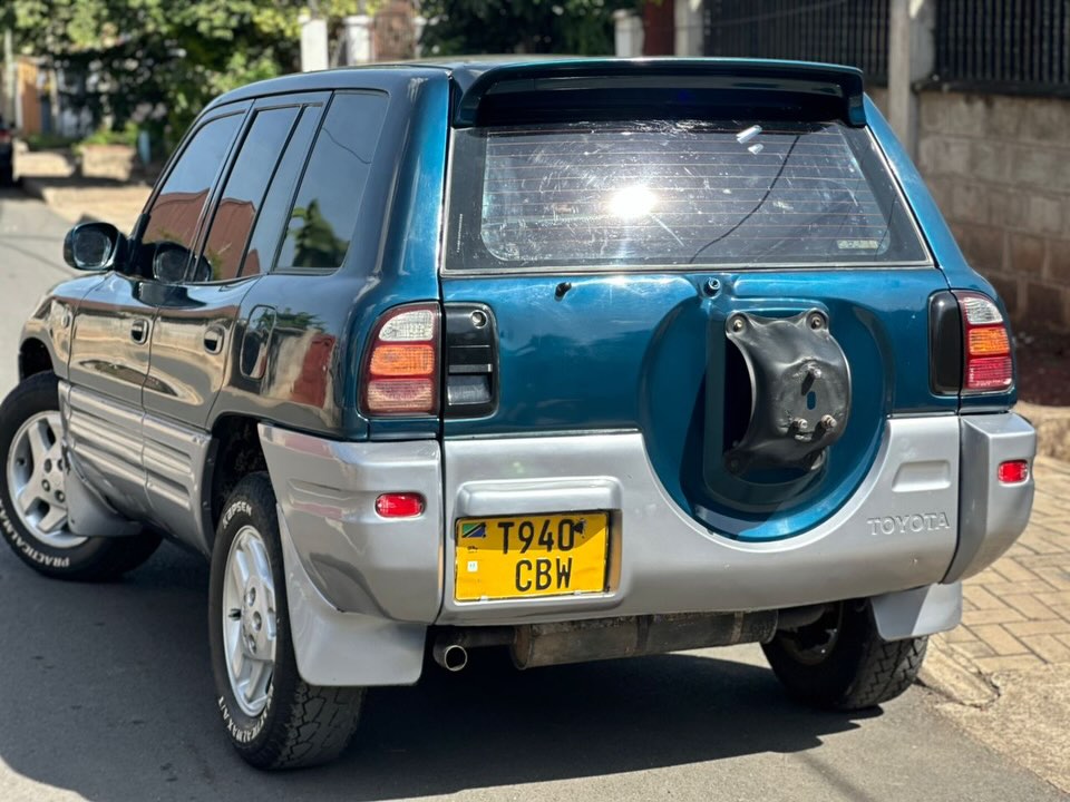 For Sale Toyota Rav4 1999 in Arusha