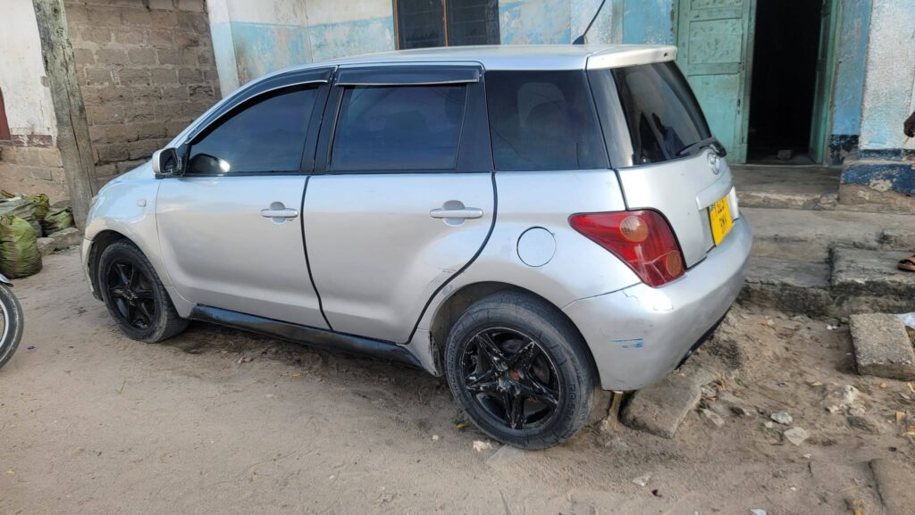 Price Of Toyota IST 2005 for Sale in Tanzania