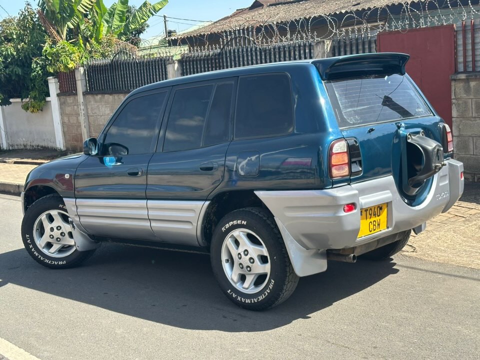 Toyota Rav4 1999 for Sale in Arusha