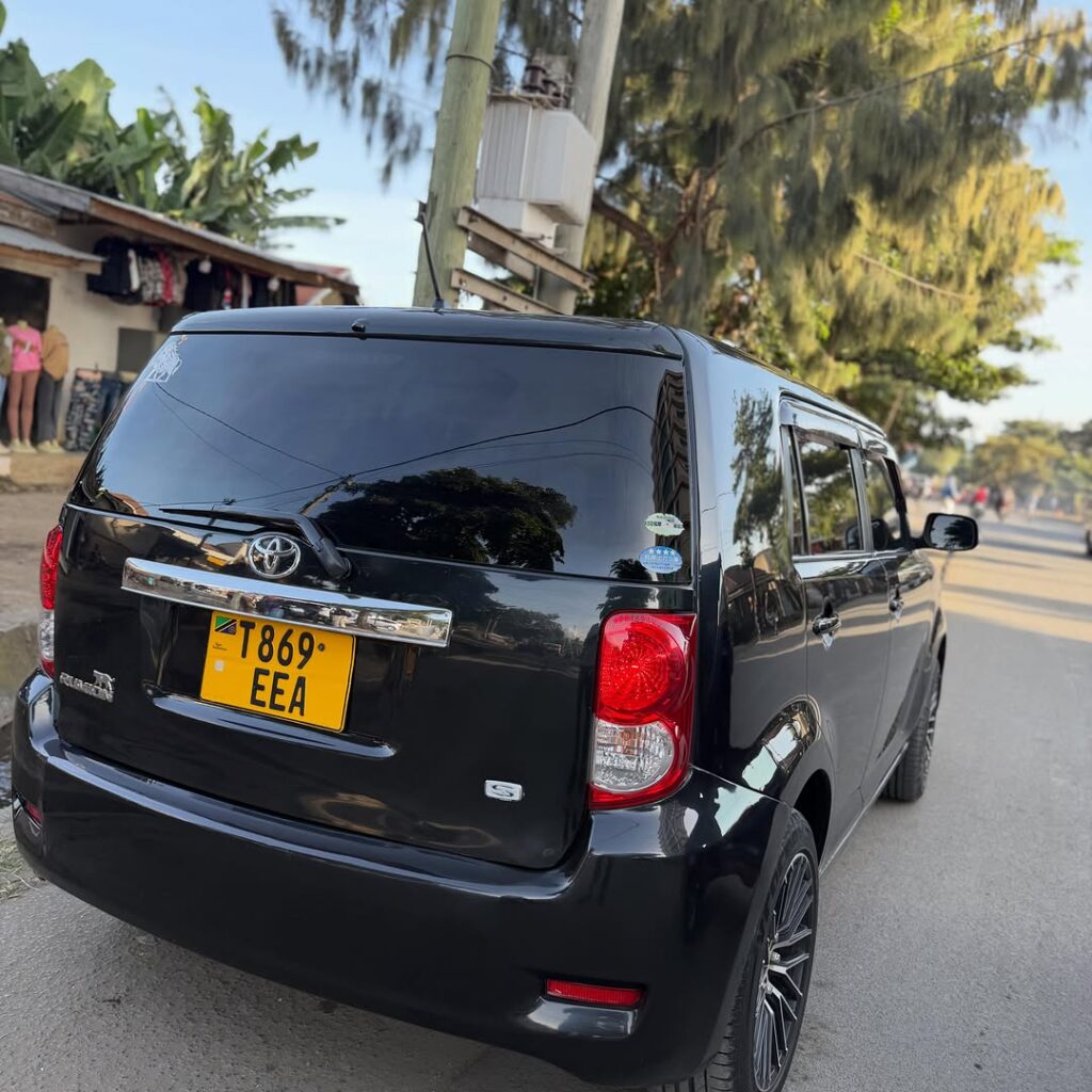 Buy Toyota Rumion 2008 for Sale in Arusha