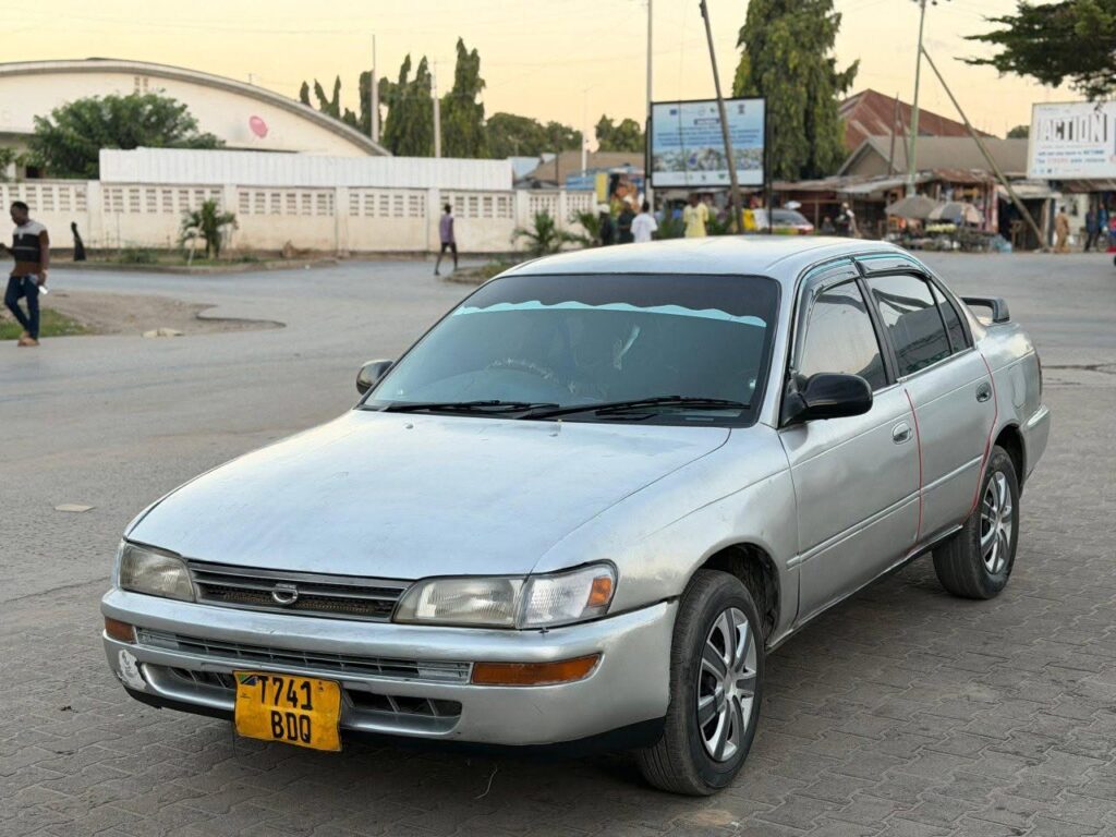 Toyota Corolla 1995 for Sale in Dar es Salaam