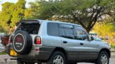 Toyota Rav4 bei poa sokoni Dar es Salaam Tanzania