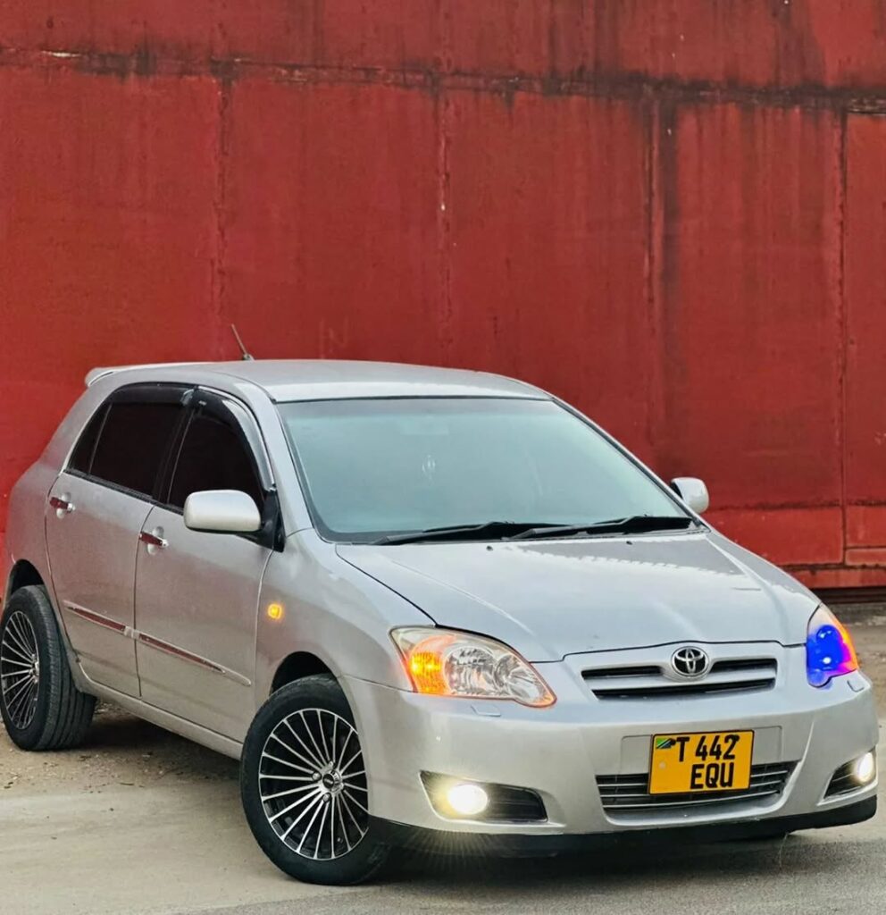 Used Toyota RunX 2006 for Sale in Dar es Salaam
